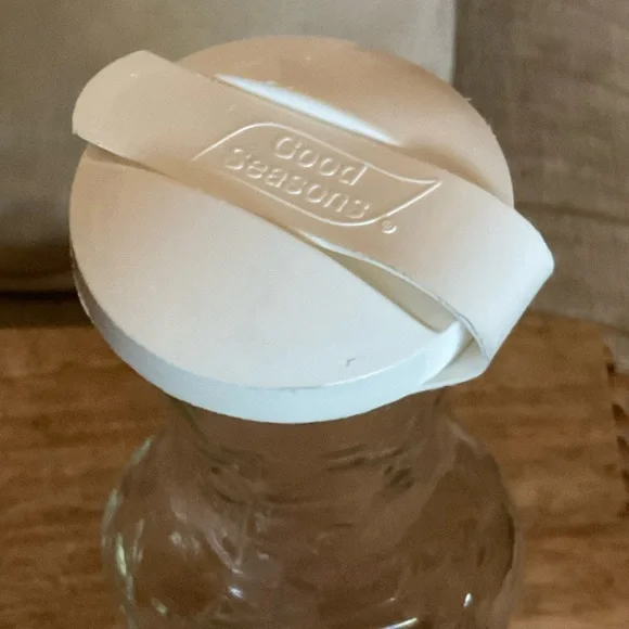 Vintage Good Seasons Glass Cruet Vine Pattern - Picture 3 of 12